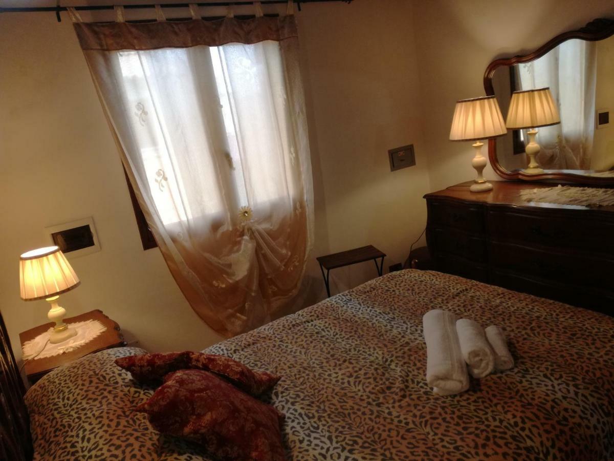 Casa Vacanze Mediterraneo Villa Tre Fontane Eksteriør billede